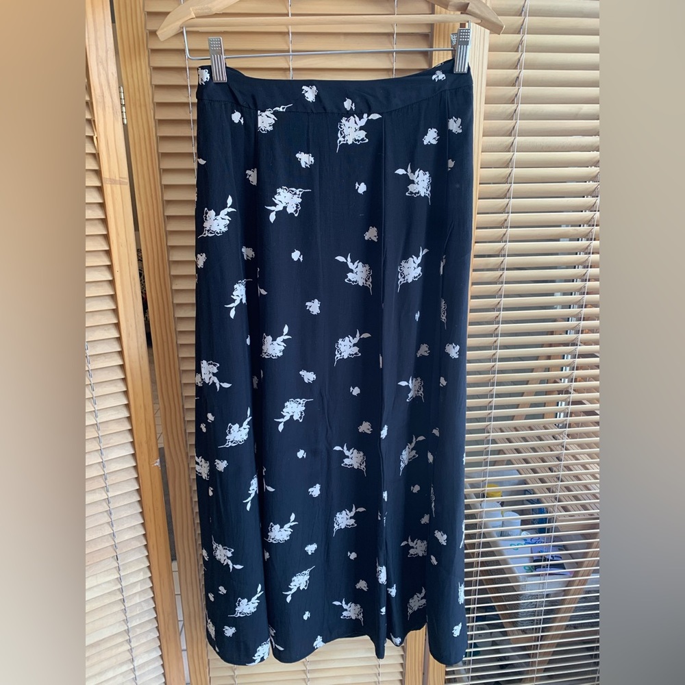 Something Navy Floral Print Midi Skirt